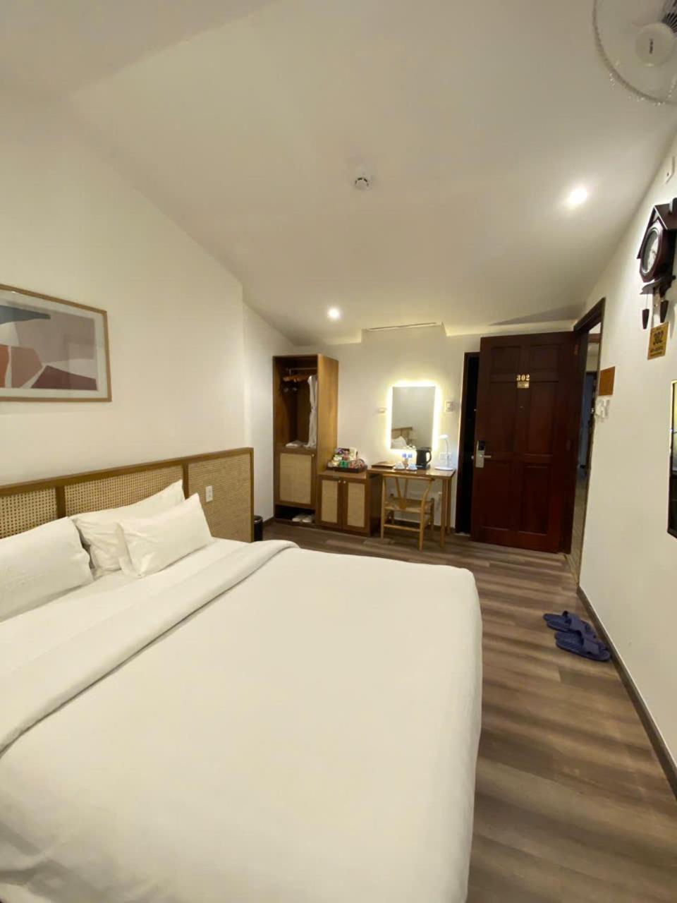 A25 Hotel - 14 Ho Huan Nghiep Ho Chi Minh City Exterior photo