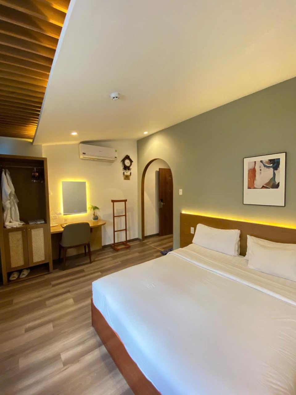 A25 Hotel - 14 Ho Huan Nghiep Ho Chi Minh City Exterior photo